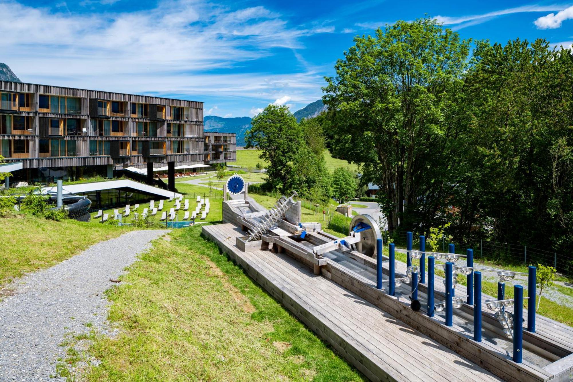Falkensteiner Family Hotel Montafon - The Leading Hotels Of The World Schruns Exterior foto